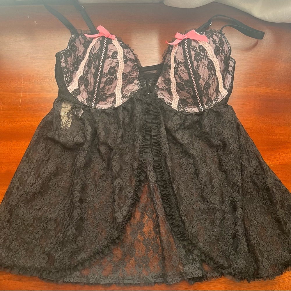 Victoria's Secret Black and Pink Lace Chemise